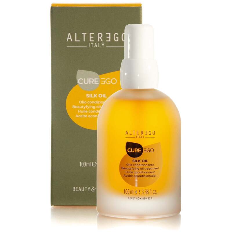Alter Ego „CureEgo Silk Oil“ – aliejus plaukams glotninti ir suteikti jiems blizgesio.